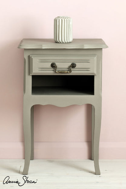 Annie Sloan Chalk Paint® French Linen