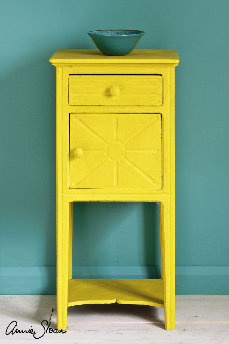 Annie Sloan Chalk Paint® English Yellow